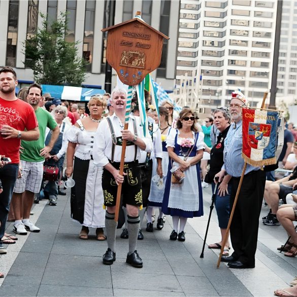 Carnival Costumes with a Bavarian Twist for Oktoberfest Trachtenguide