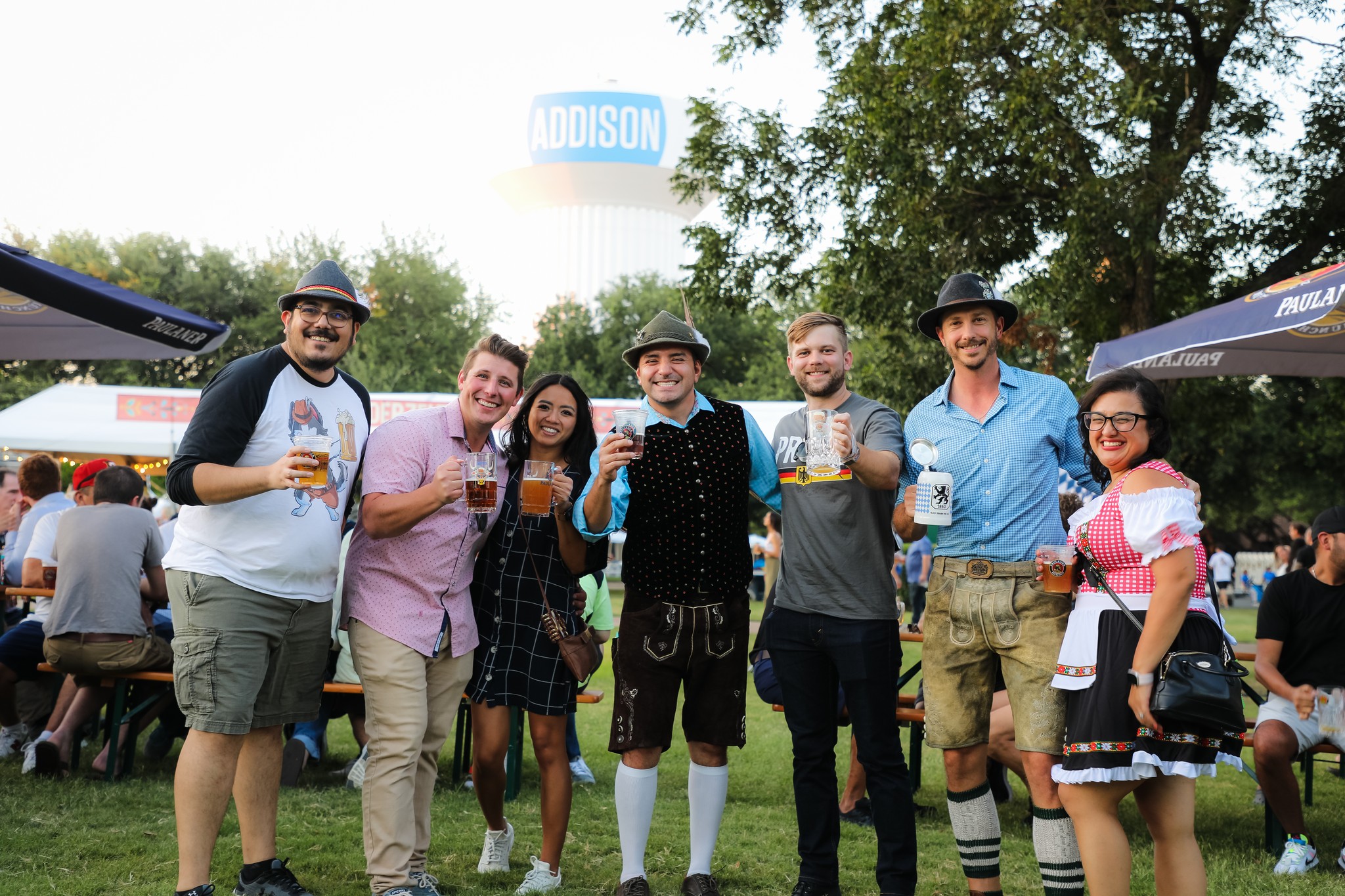 Addison Oktoberfest 2024 Trachten Guide